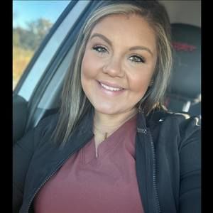 Meet your Posher, Katelyn
